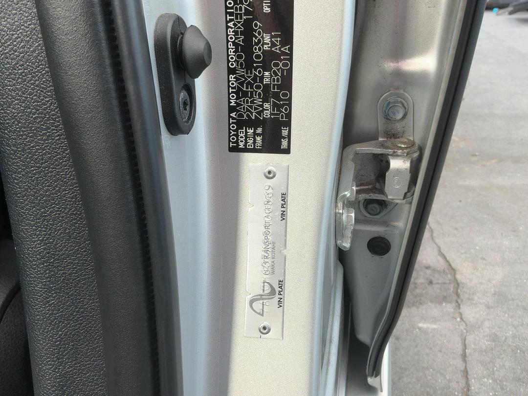 Photo '16' of Toyota Prius Photo '16' of Toyota Prius