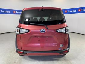 Photo '6' of Toyota Sienta