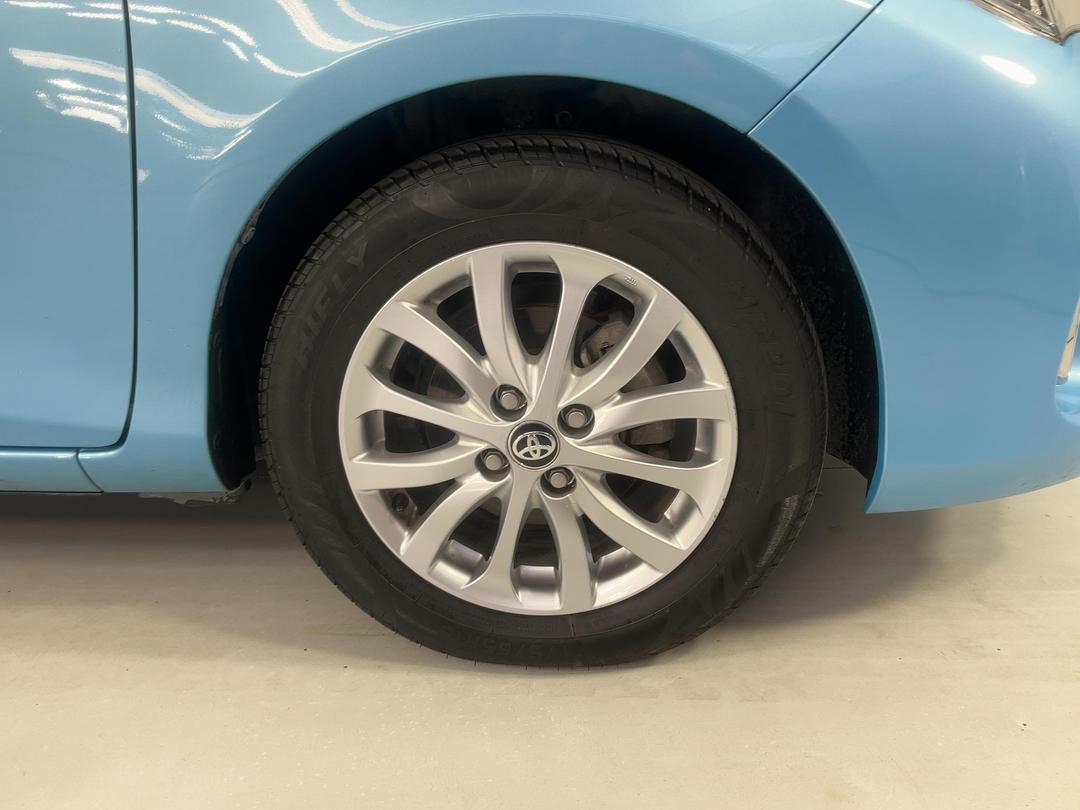 Photo '9' of Toyota Yaris