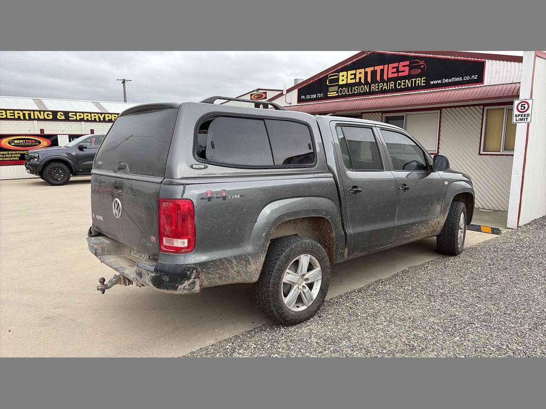 Photo '8' of Volkswagen Amarok