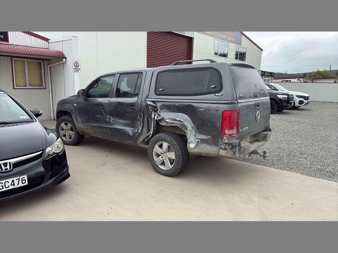 Photo '9' of Volkswagen Amarok