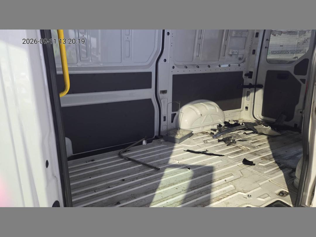 Photo '7' of Volkswagen Crafter 30 MWB 103 Photo '7' of Volkswagen Crafter 30 MWB 103