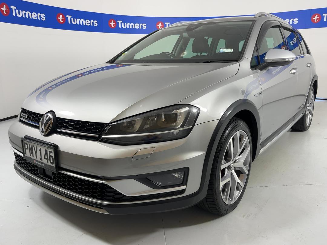 Photo '4' of Volkswagen Golf
