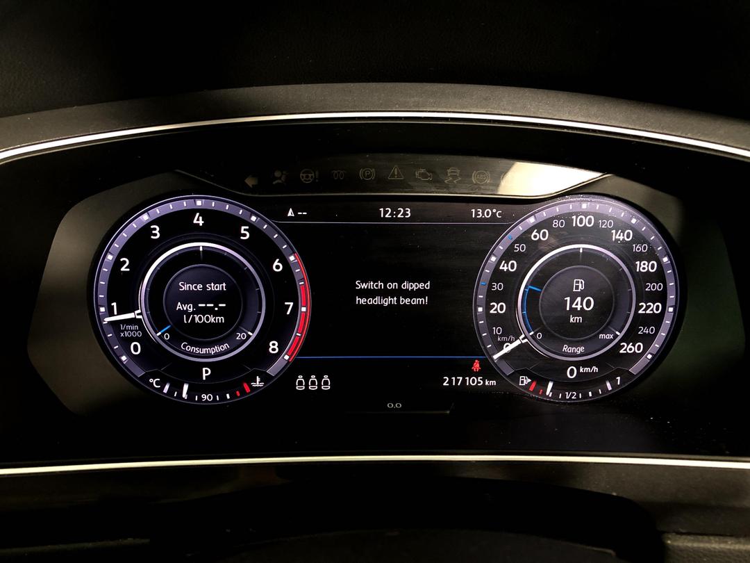 Photo '16' of Volkswagen Tiguan TSI R-Line 4Motion