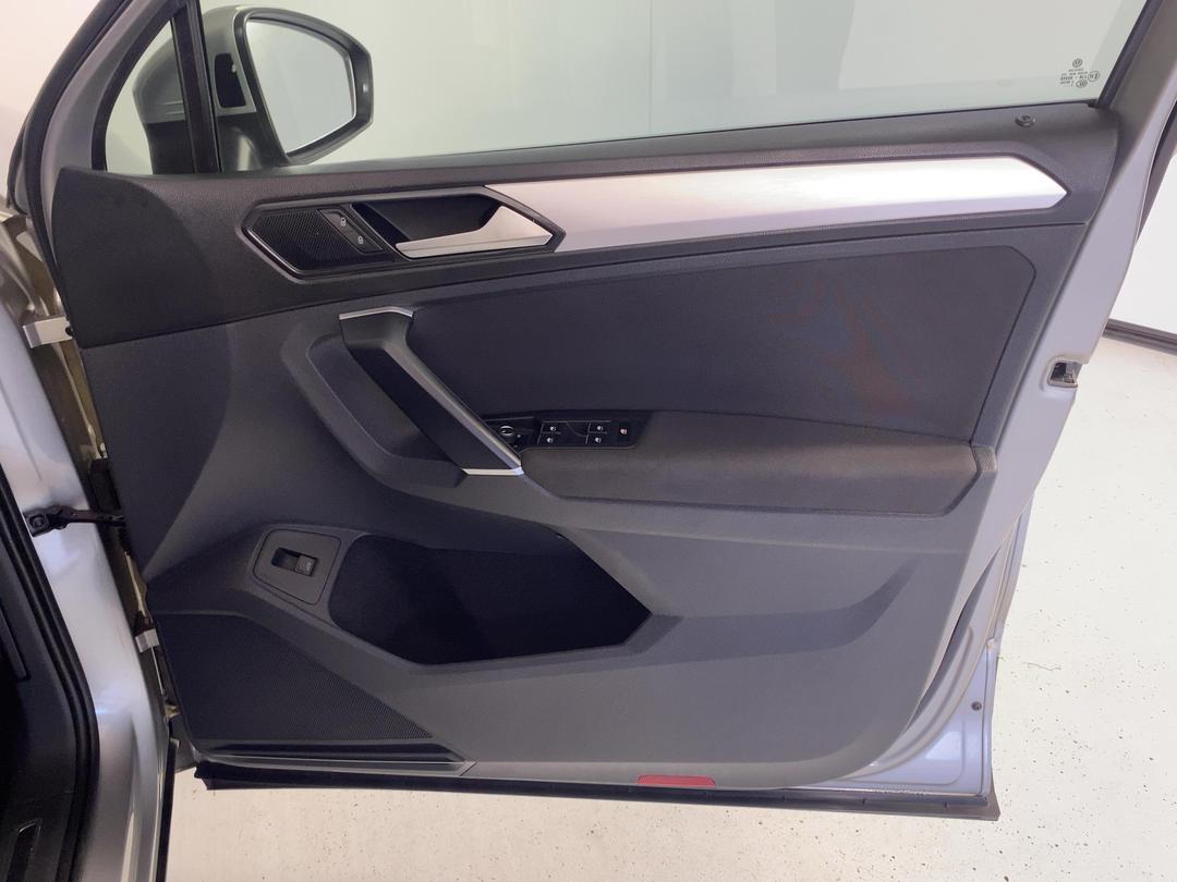 Photo '15' of Volkswagen Tiguan