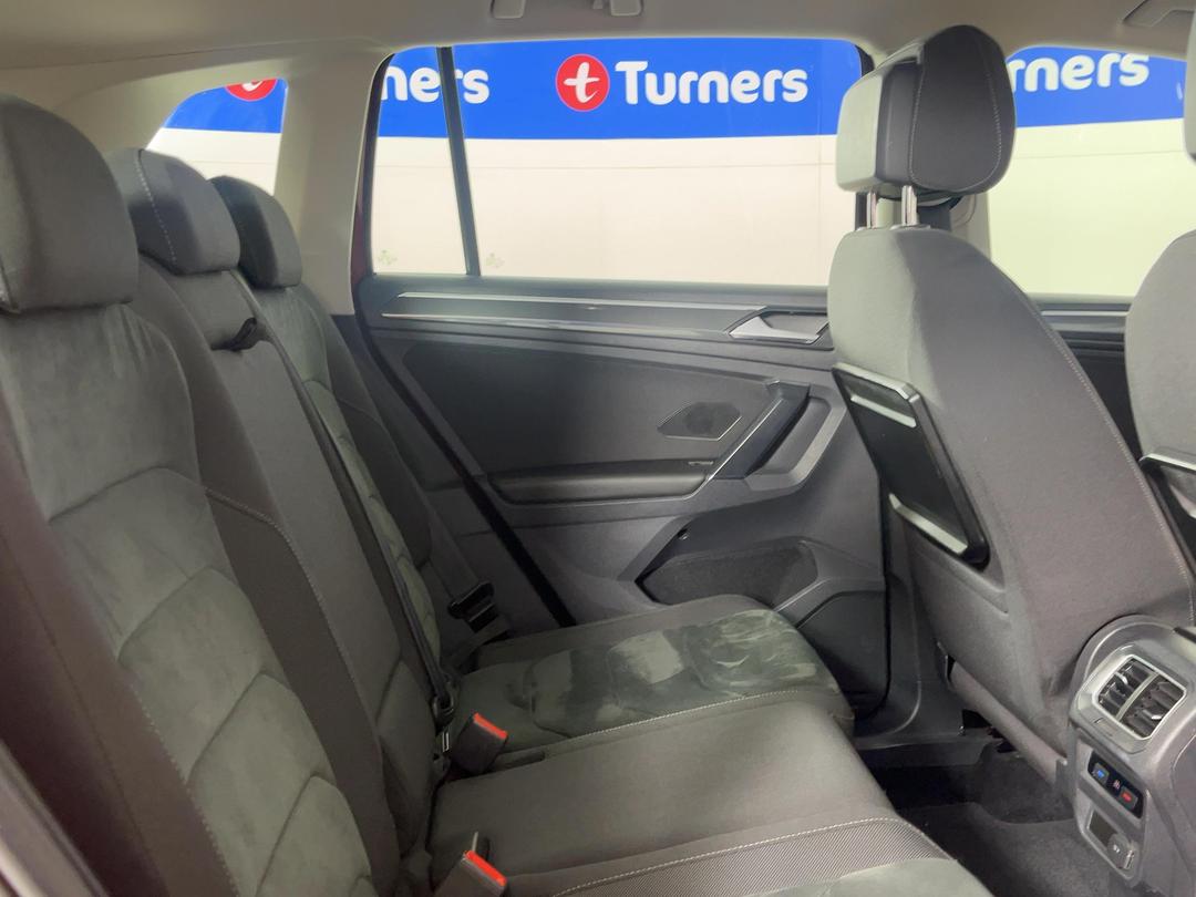 Photo '20' of Volkswagen Tiguan
