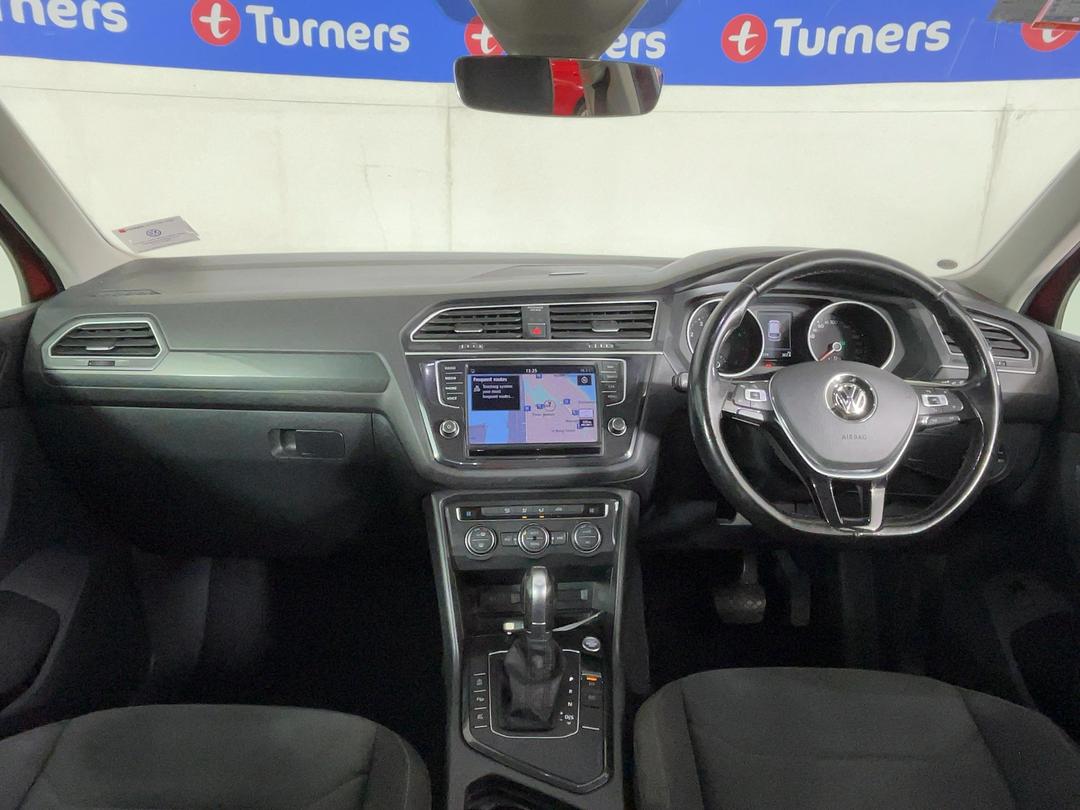 Photo '17' of Volkswagen Tiguan