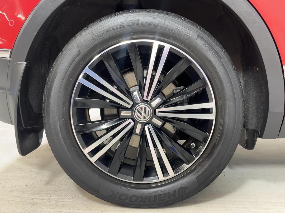Photo '12' of Volkswagen Tiguan