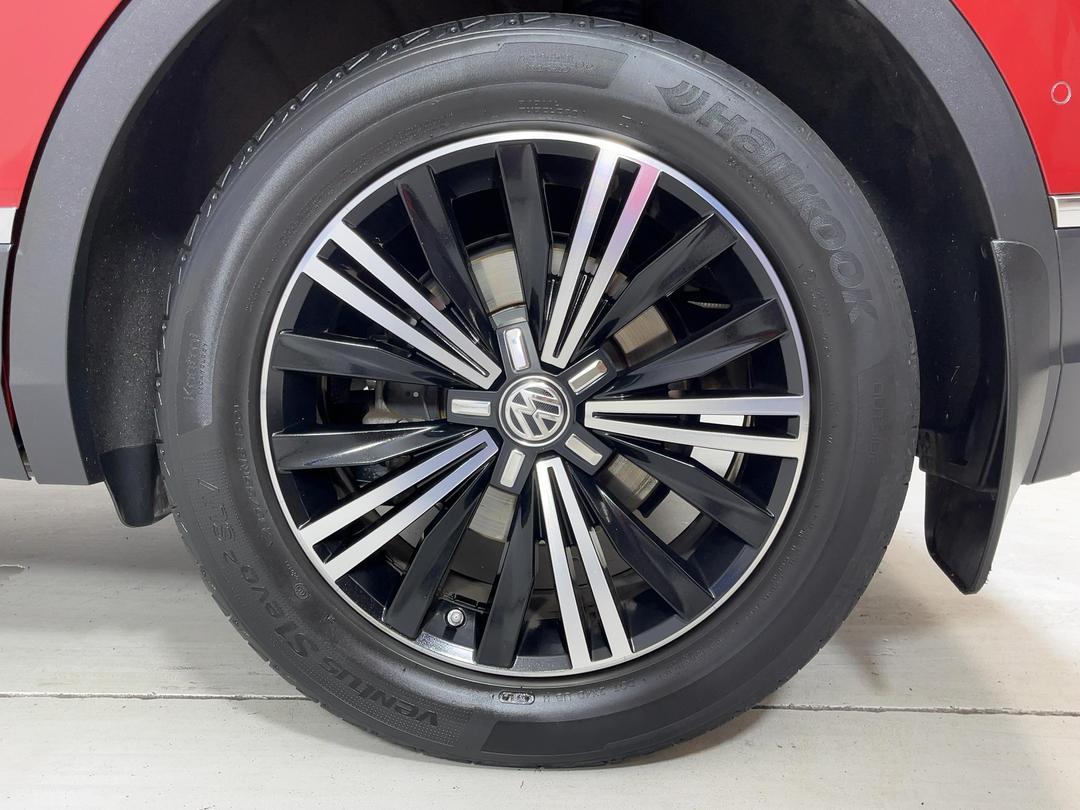Photo '11' of Volkswagen Tiguan