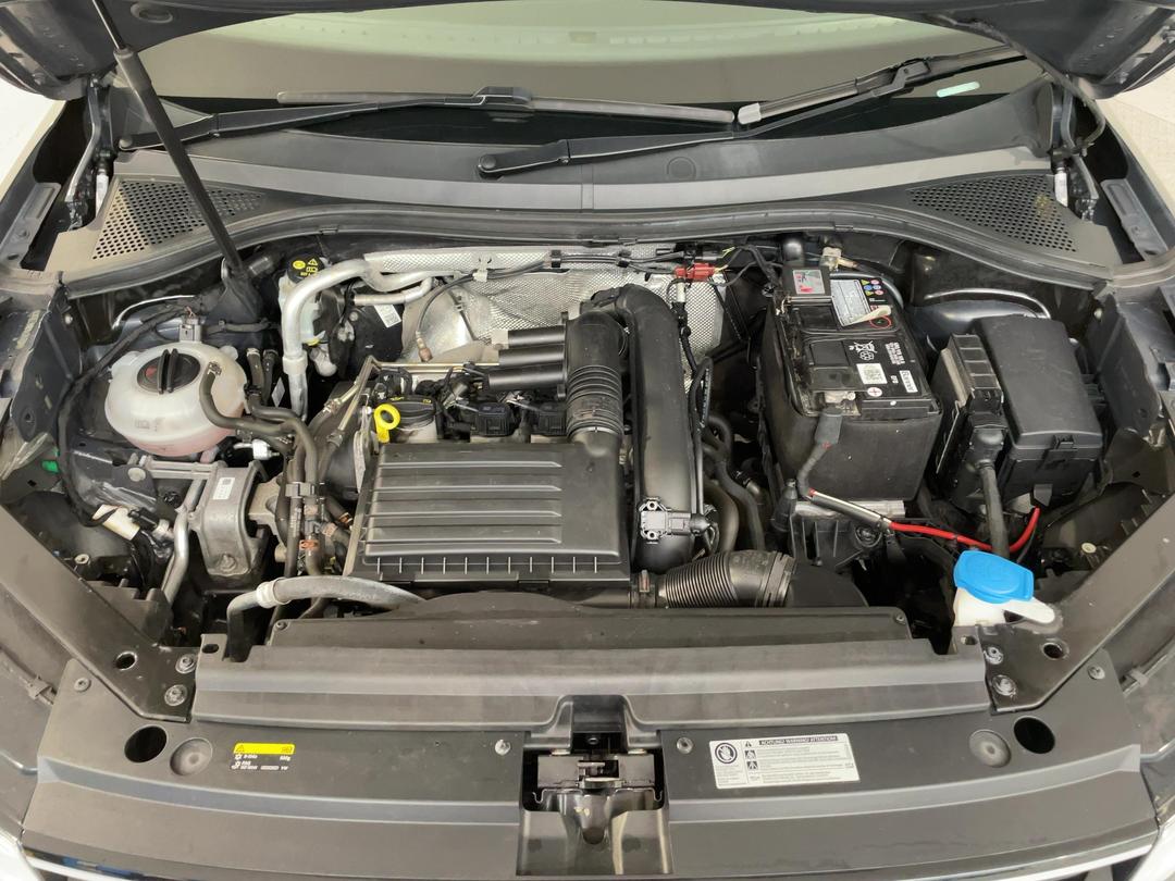 Photo '13' of Volkswagen Tiguan
