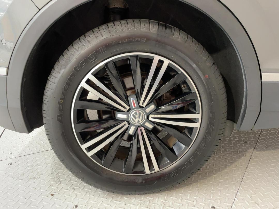 Photo '12' of Volkswagen Tiguan