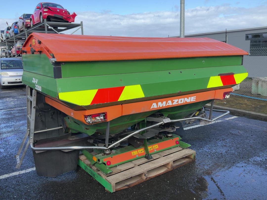 Photo '6' of Amazone Fertiliser Spreader Spreader
