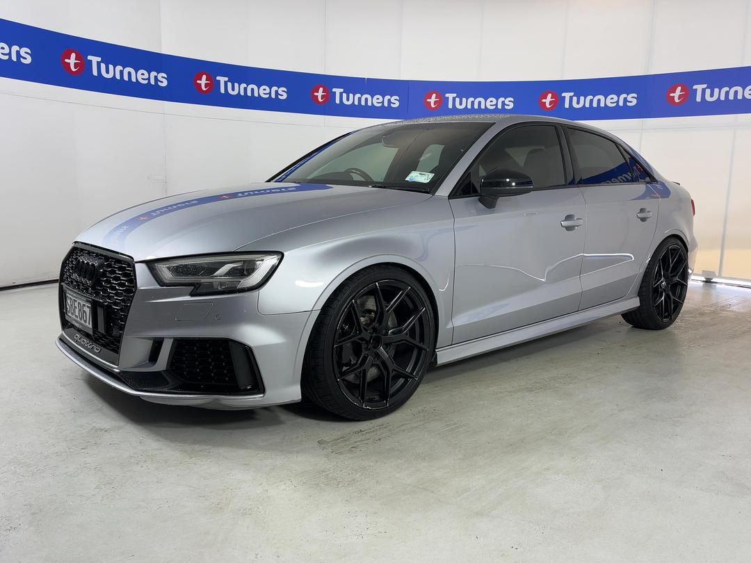 Photo '4' of Audi RS3