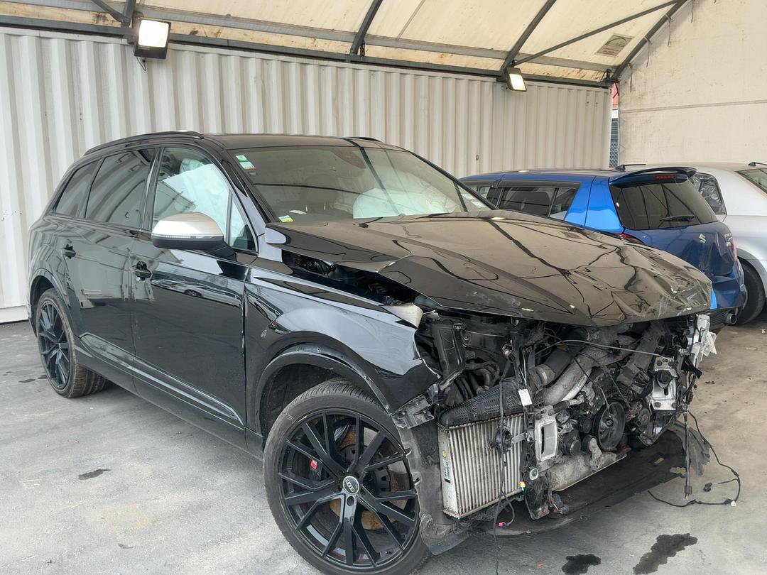 Photo '6' of Audi SQ7 Photo '6' of Audi SQ7