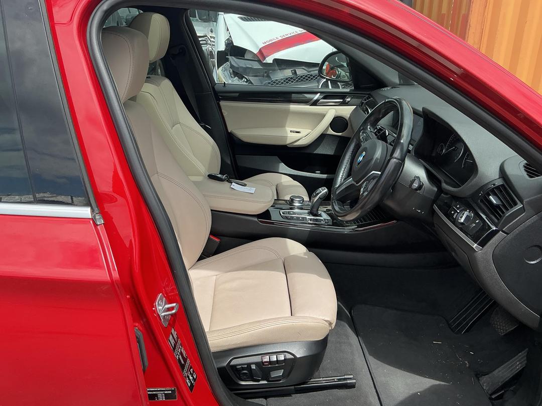 Photo '13' of BMW X4 Xdrive28I