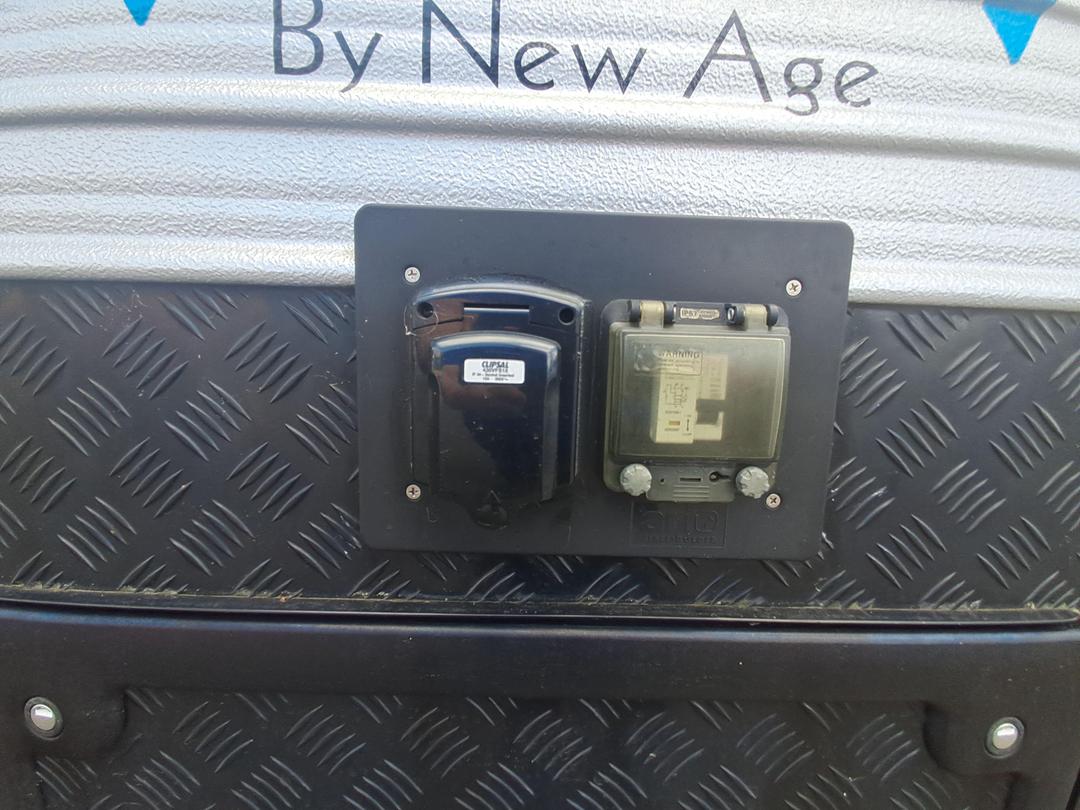 Photo '20' of CARAVAN MANTA RAY NEW AGE Caravan - Tandem Photo '20' of CARAVAN MANTA RAY NEW AGE Caravan - Tandem
