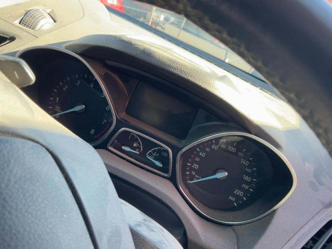 Photo '19' of Ford Escape Ambiente AWD Petrol Photo '19' of Ford Escape Ambiente AWD Petrol