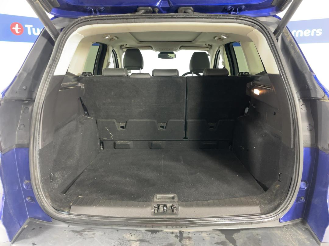 Photo '14' of Ford Escape