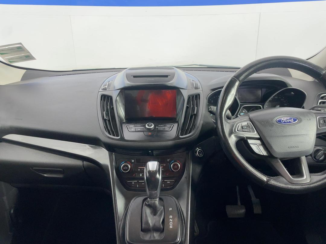 Photo '17' of Ford Escape