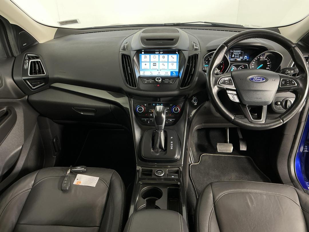 Photo '17' of Ford Escape