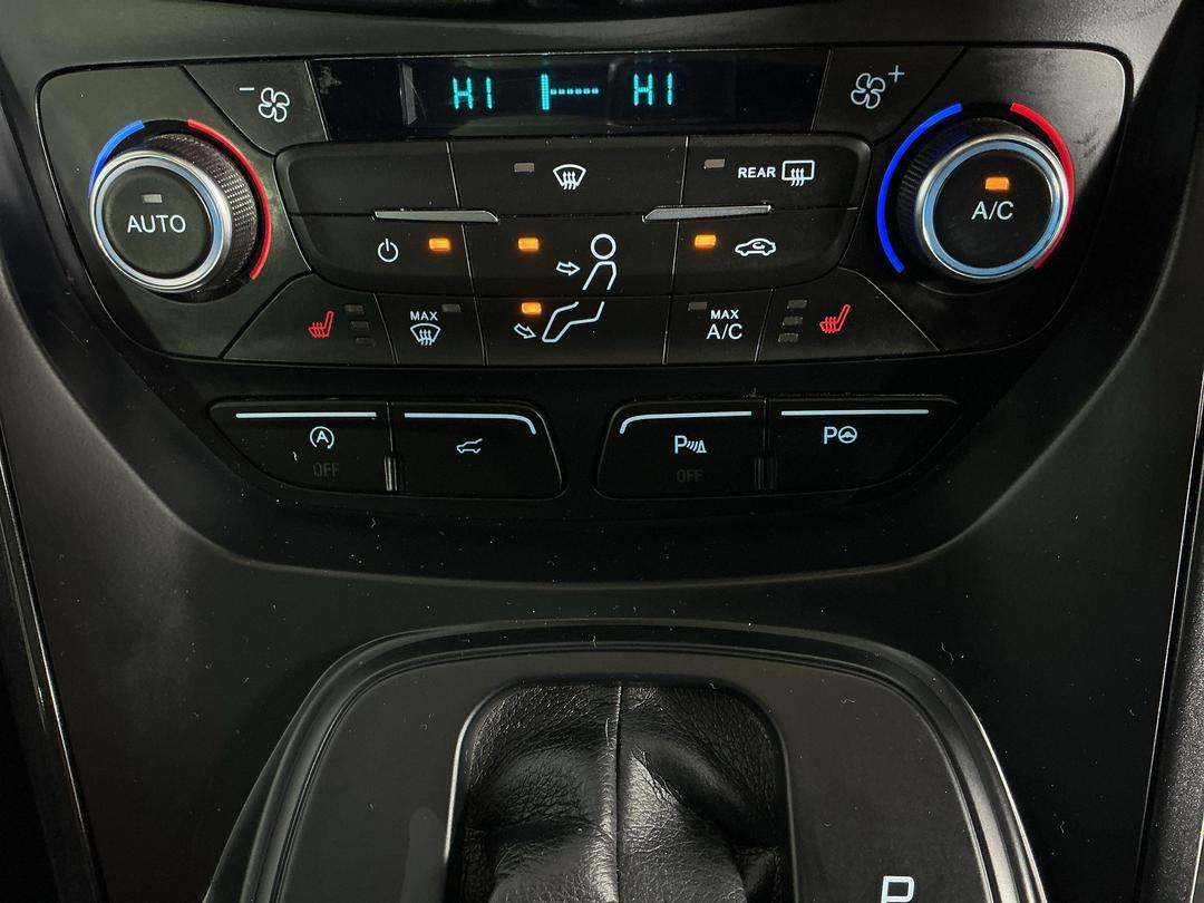 Photo '23' of Ford Escape