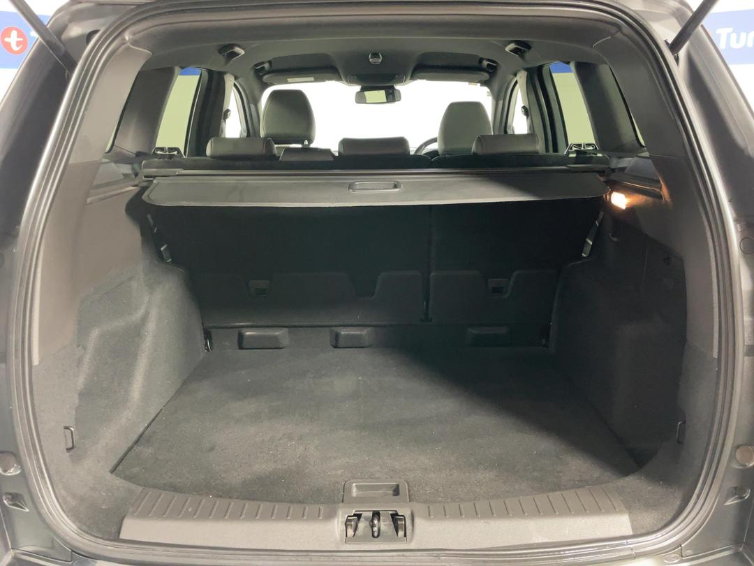 Photo '14' of Ford Escape