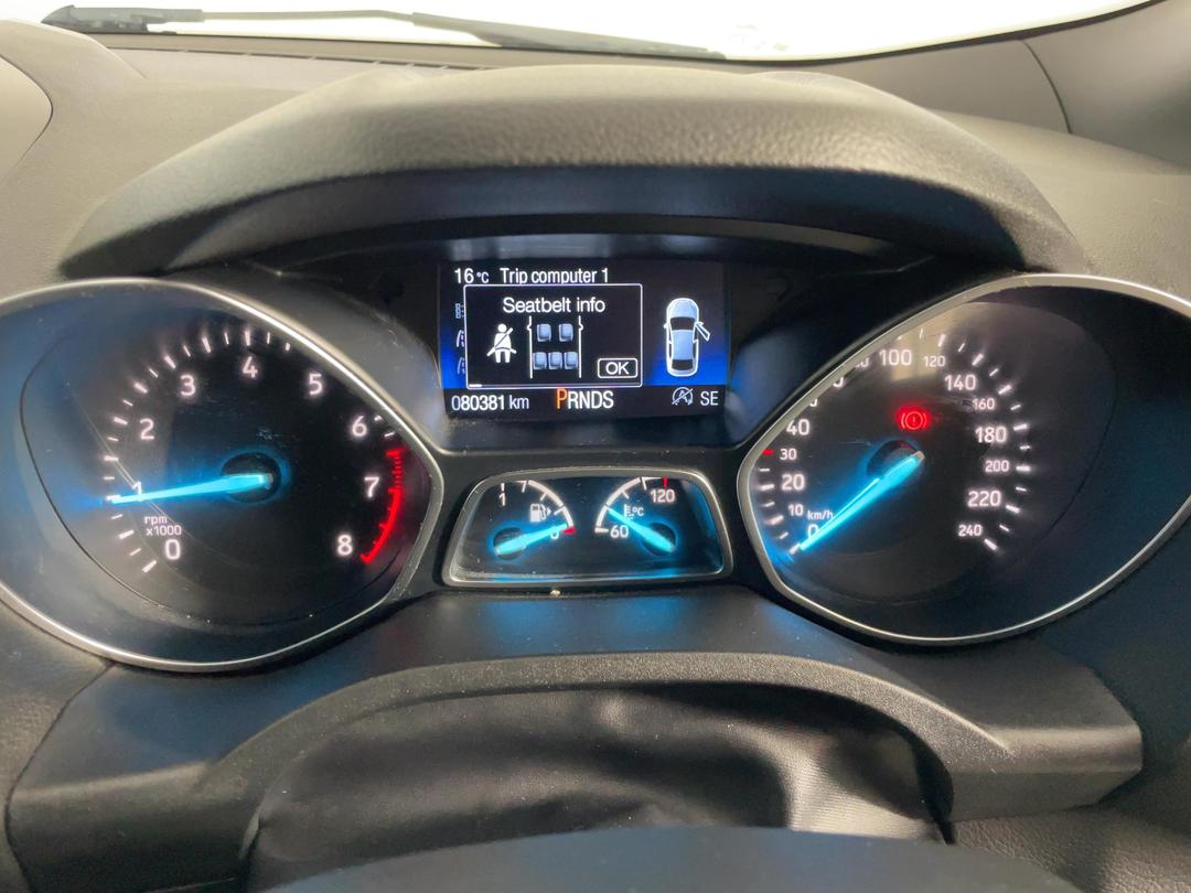 Photo '21' of Ford Escape
