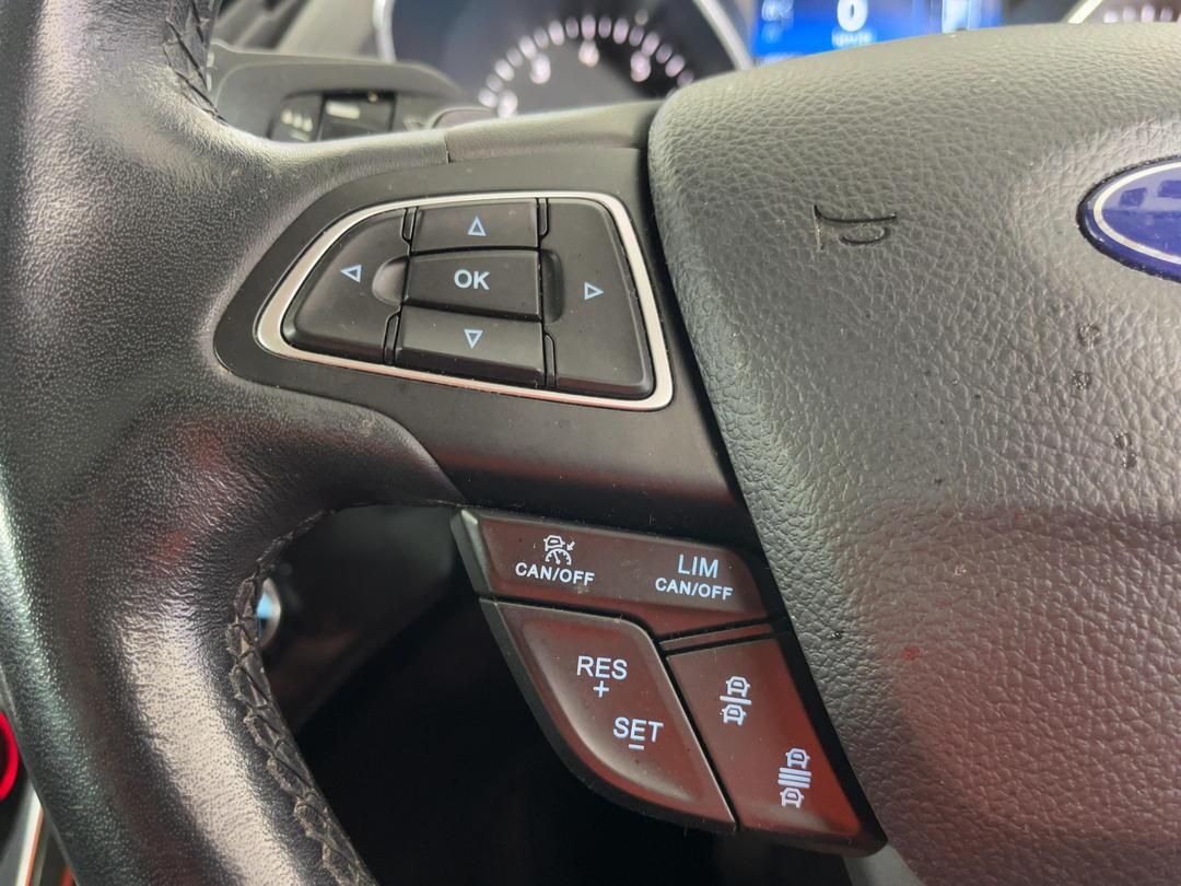 Photo '23' of Ford Escape