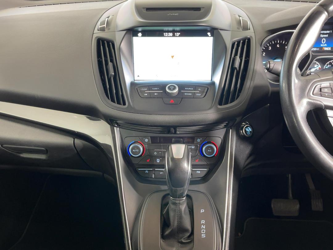 Photo '18' of Ford Escape
