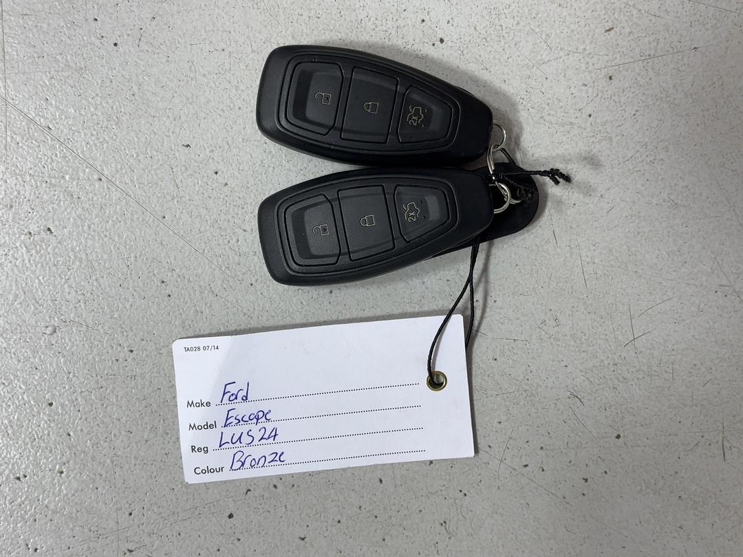 Photo '22' of Ford Escape