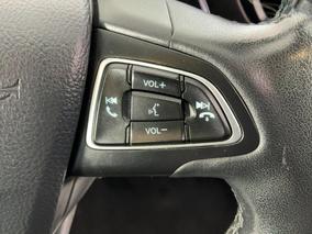 Photo '24' of Ford Escape