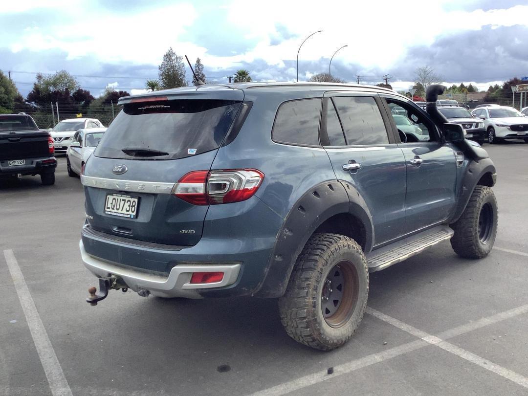 Photo '8' of Ford Everest Titanium Photo '8' of Ford Everest Titanium