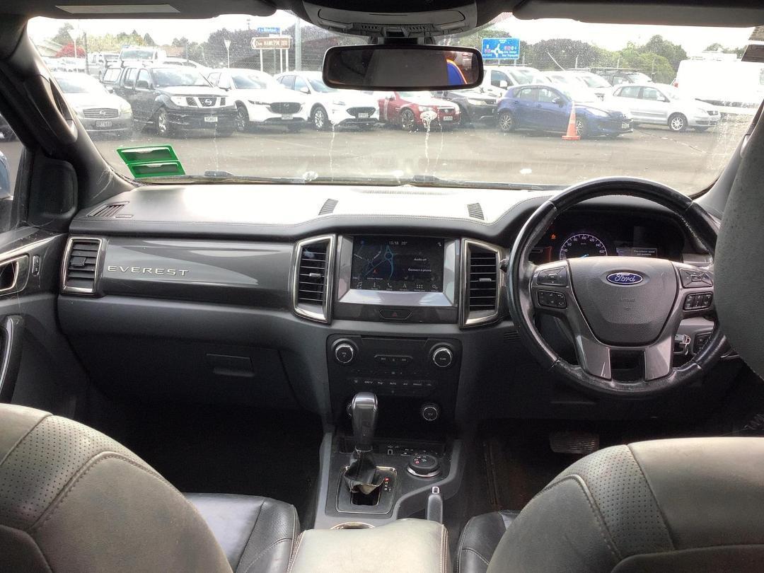 Photo '11' of Ford Everest Titanium Photo '11' of Ford Everest Titanium