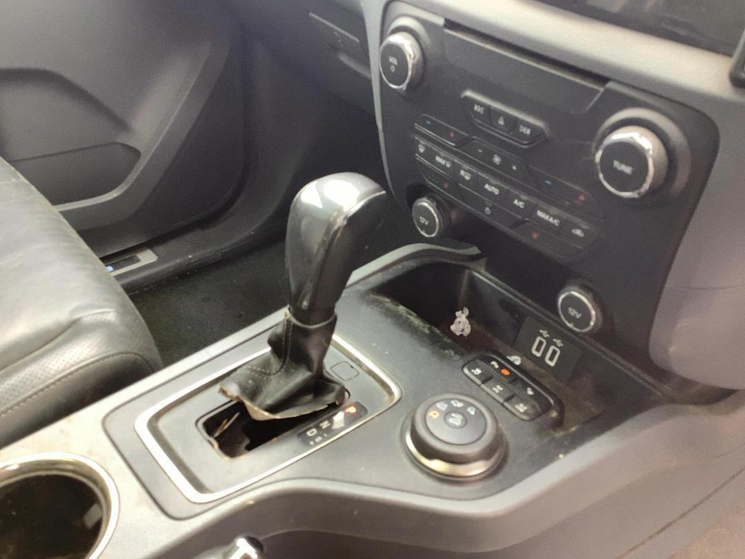 Photo '13' of Ford Everest Titanium Photo '13' of Ford Everest Titanium