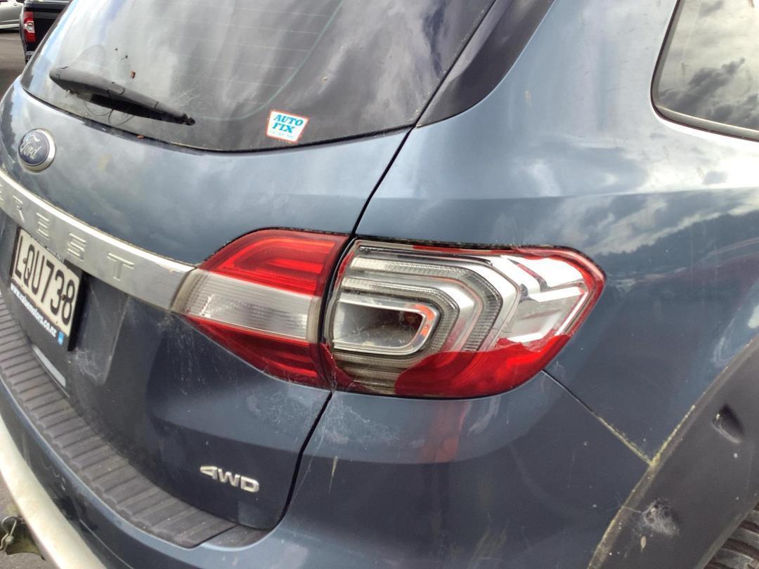 Photo '16' of Ford Everest Titanium Photo '16' of Ford Everest Titanium