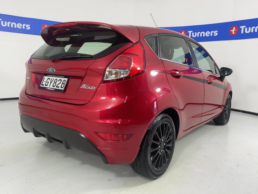 Photo '7' of Ford Fiesta