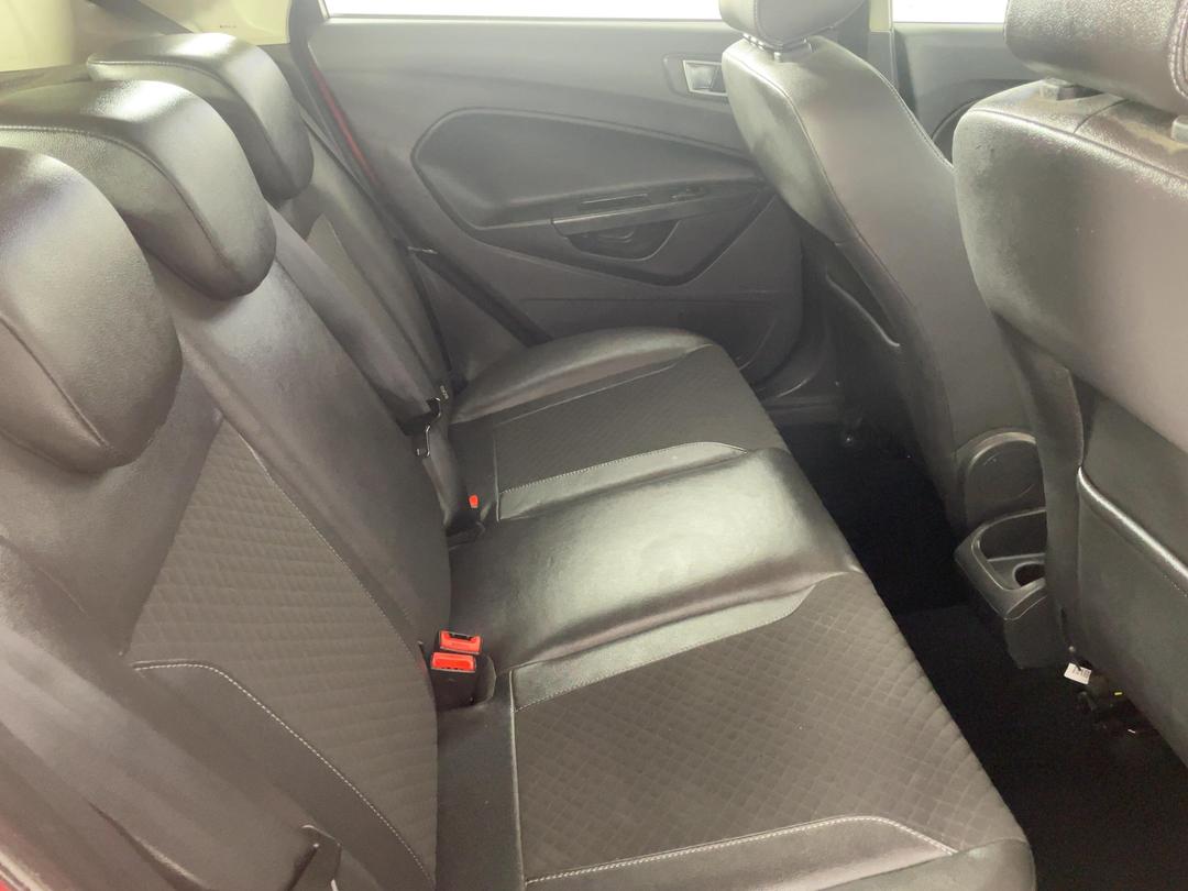 Photo '20' of Ford Fiesta