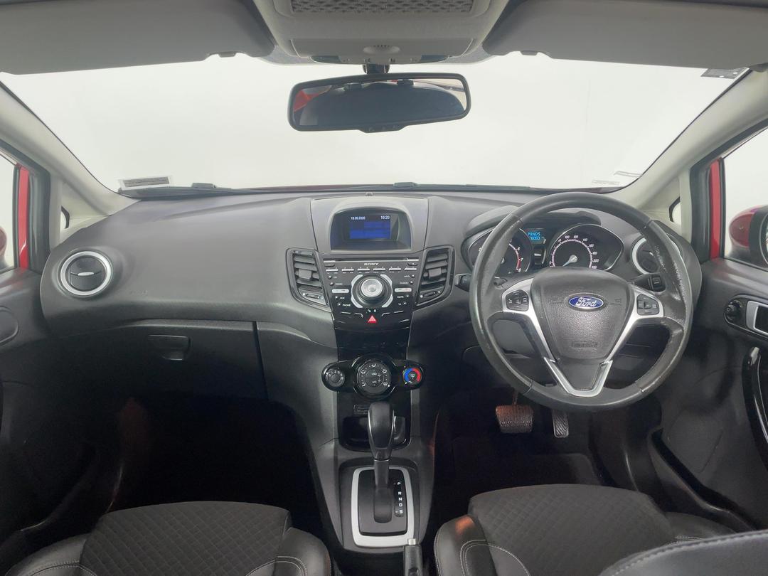 Photo '17' of Ford Fiesta