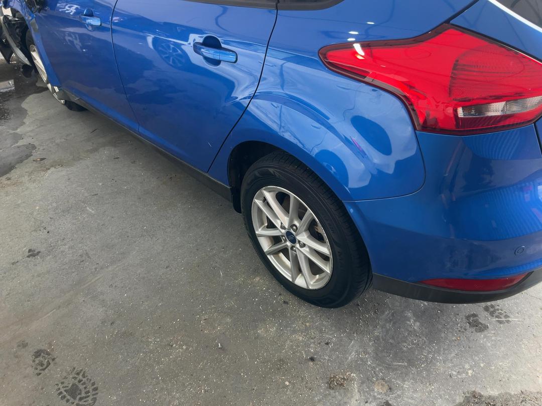 Photo '10' of Ford Focus Trend