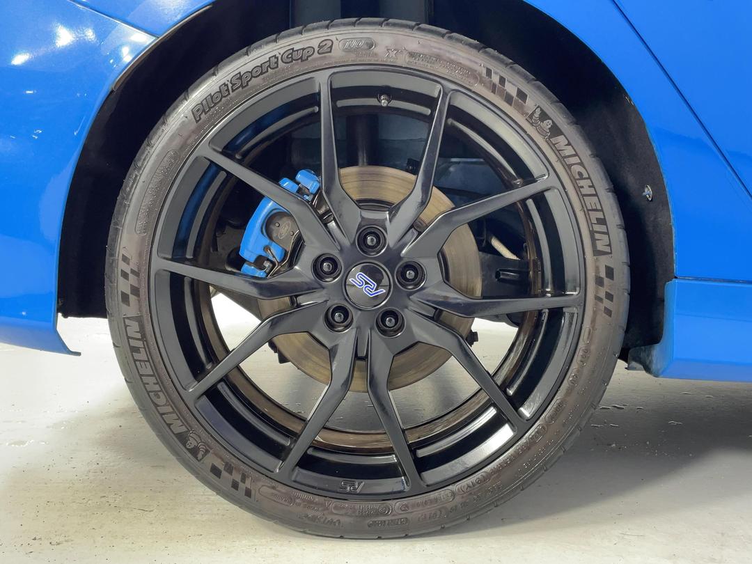Photo '12' of Ford Focus