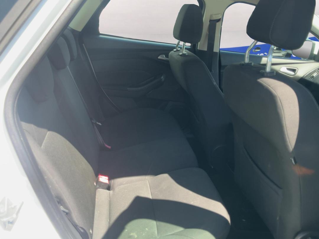 Photo '20' of Ford Focus