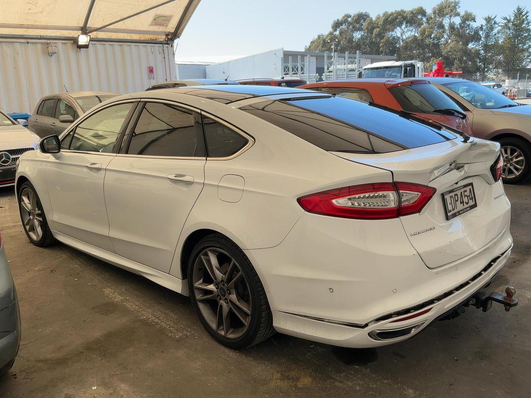 Photo '5' of Ford Mondeo Titanium 5DR Diesel Photo '5' of Ford Mondeo Titanium 5DR Diesel