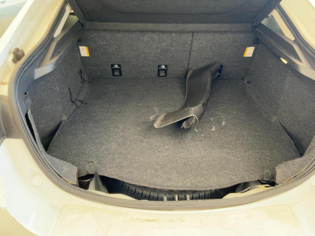 Photo '6' of Ford Mondeo Titanium 5DR Diesel Photo '6' of Ford Mondeo Titanium 5DR Diesel