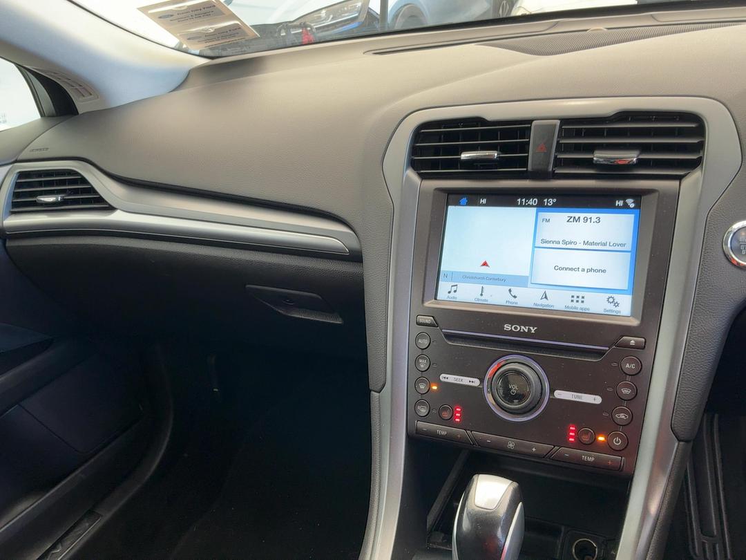 Photo '15' of Ford Mondeo Titanium 5DR Diesel Photo '15' of Ford Mondeo Titanium 5DR Diesel