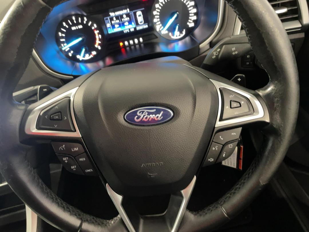 Photo '25' of Ford Mondeo