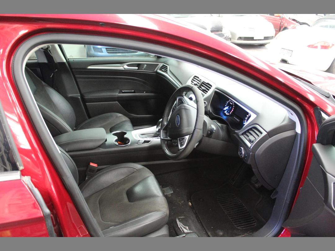 Photo '13' of Ford Mondeo Trend 5DR Petrol Photo '13' of Ford Mondeo Trend 5DR Petrol
