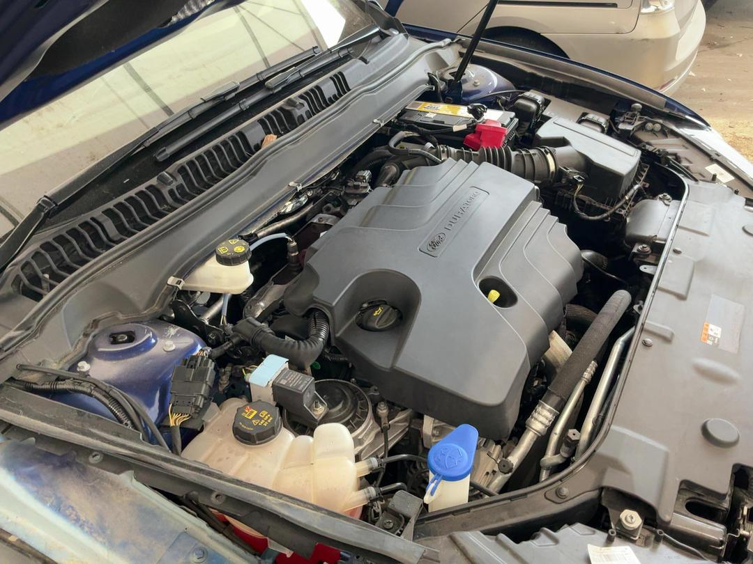 Photo '12' of Ford Mondeo Titanium 5DR Diesel Photo '12' of Ford Mondeo Titanium 5DR Diesel