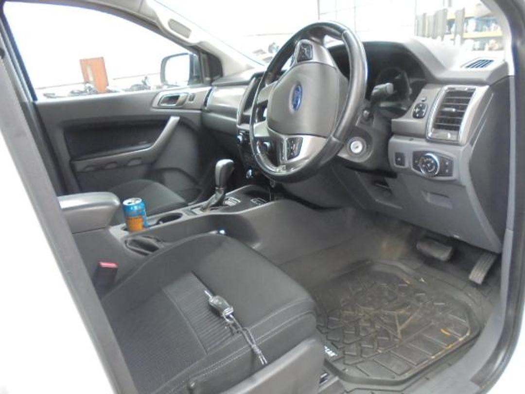 Photo '8' of Ford Ranger XLT Double CAB W/S A Photo '8' of Ford Ranger XLT Double CAB W/S A