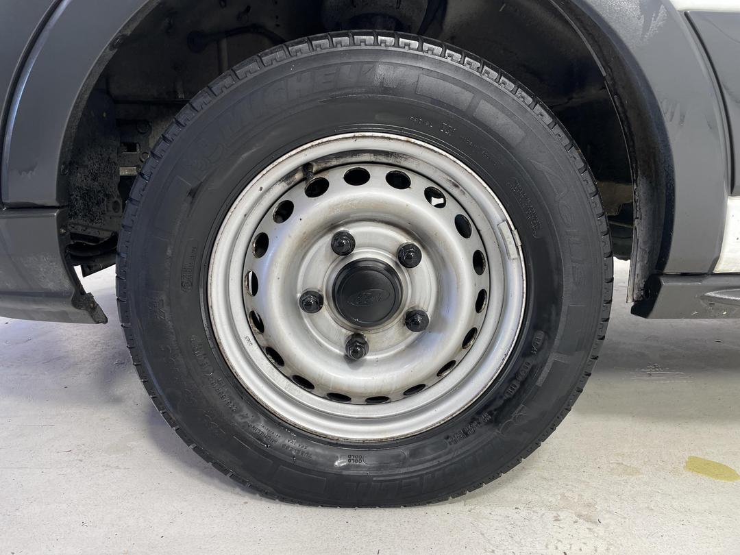 Photo '10' of Ford Transit