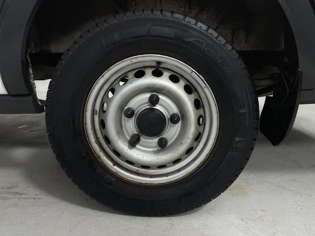 Photo '11' of Ford Transit